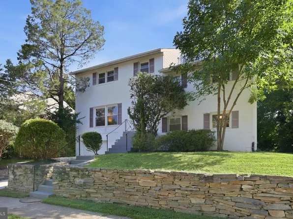 9905 Marquette Dr, Bethesda, MD 20817