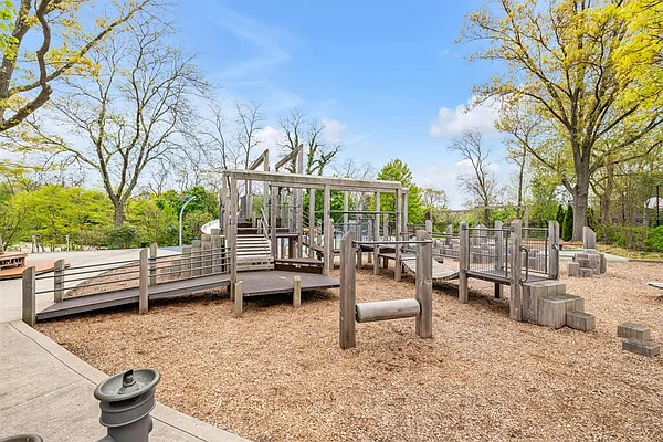 Sold by Compass | media 26