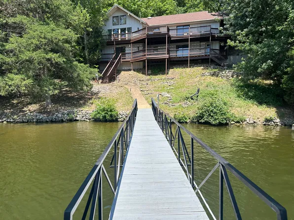 468 Cedar Road, Lake Ozark, MO 65049