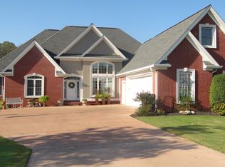 5006 Pebble Beach Cv, Corinth, MS 38834