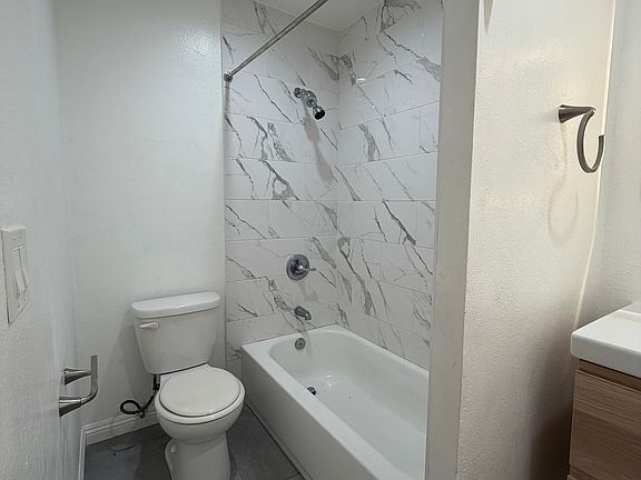 5th image of 433 Cottage Home St APT 6A