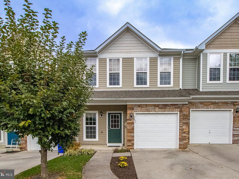 1st image of 73 Ran Rue Dr