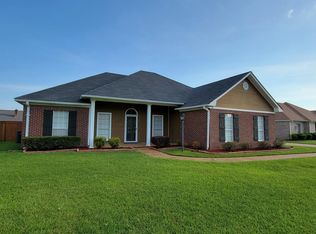 104 Gladstone Ln, Clinton, MS 39056
