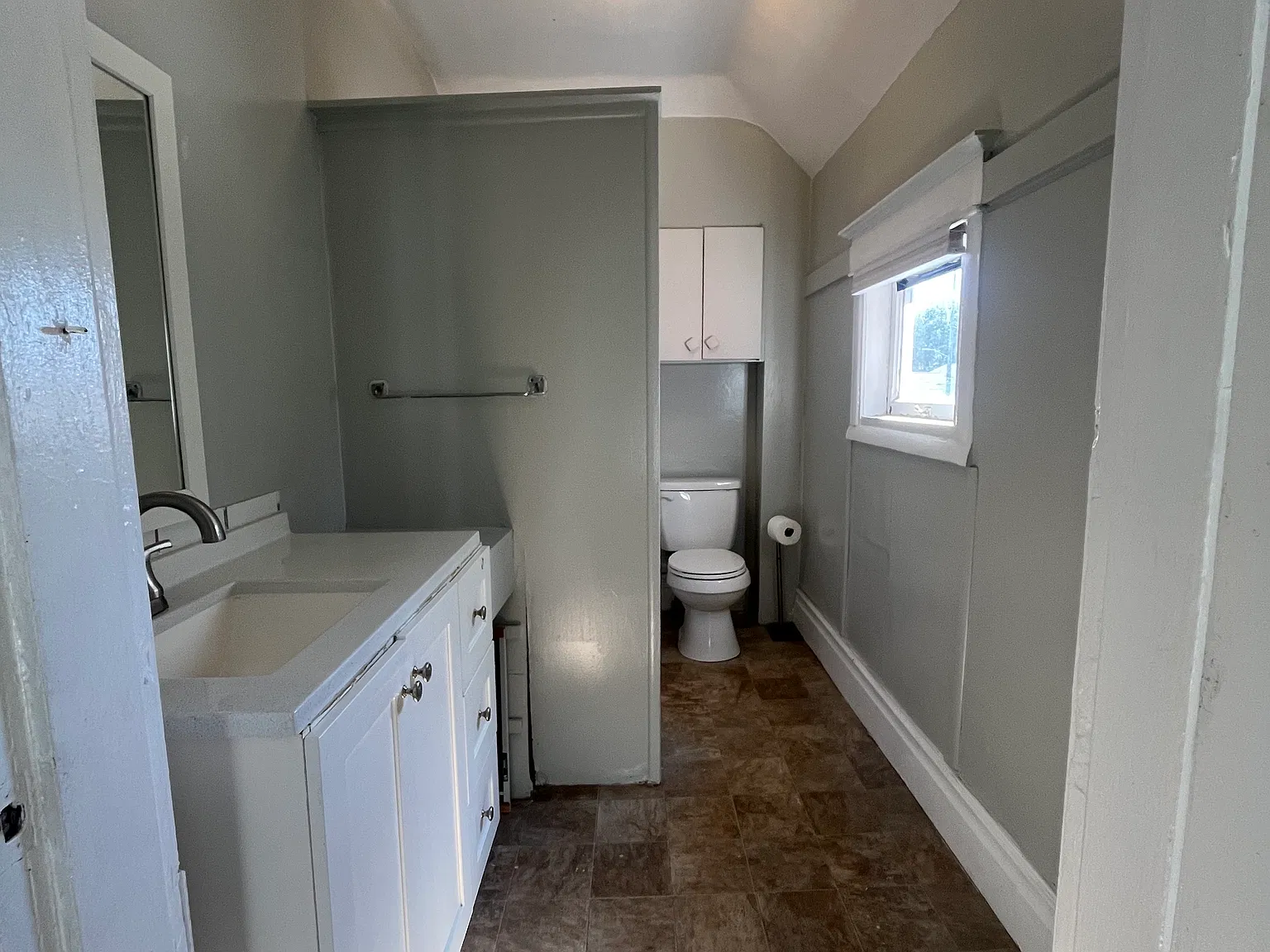 2 bed, $1,000 — Photo 4