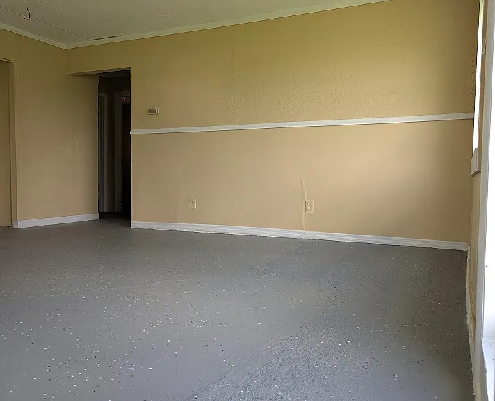 17400 Bridlewood Dr — Photo 2