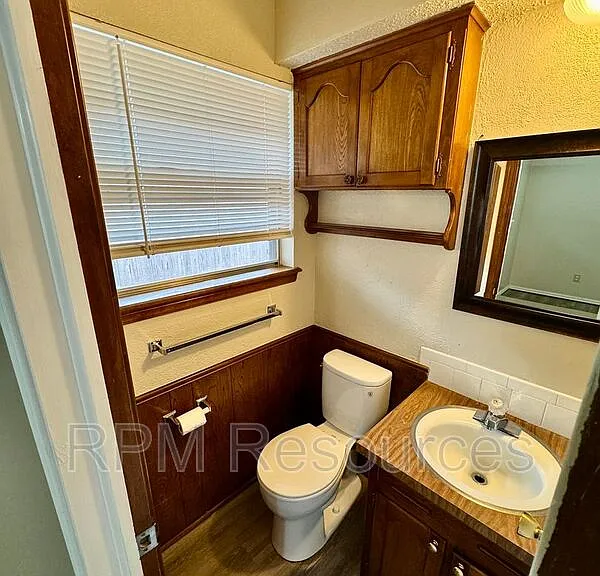 7625 S Sherwood Ave — Photo 18