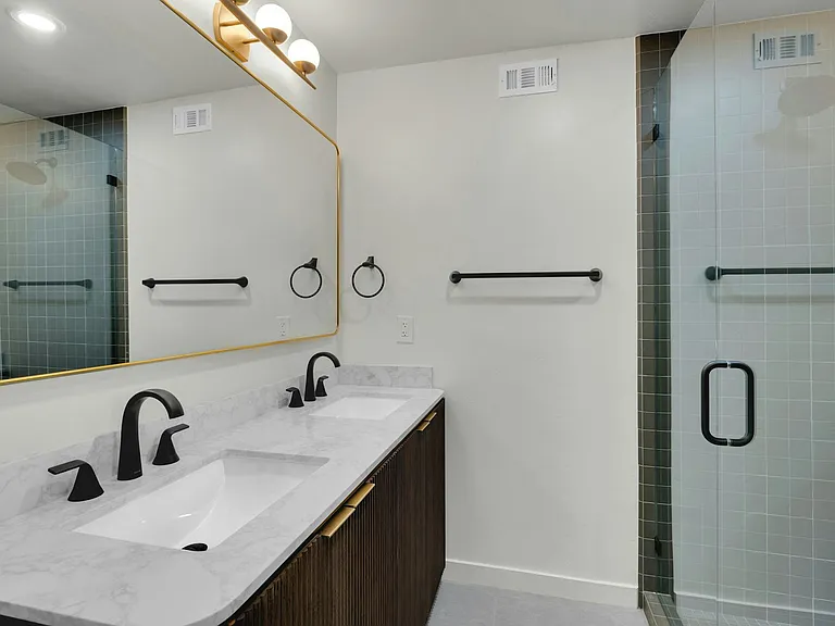 4279 Hortensia St — Photo 30
