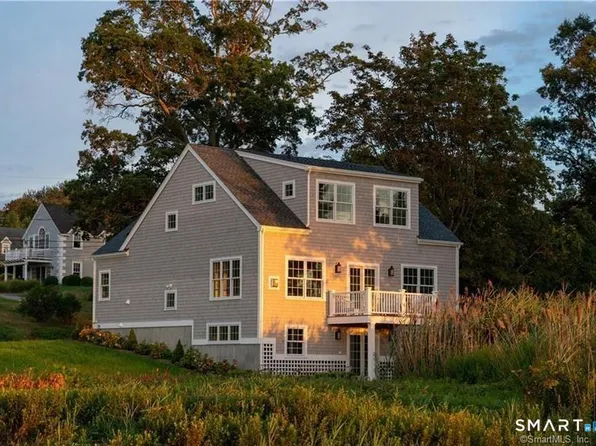 27 Jerome Road, New London, CT 06320