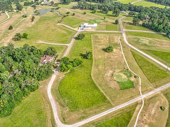 4th image of 1 Springs Rd