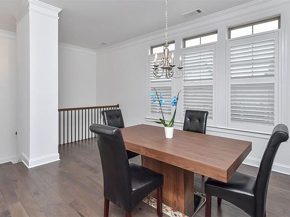 5th image of 3602 Parkhaven Pl