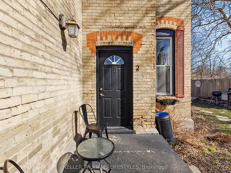86 Byron Ave E #2 — Photo 5