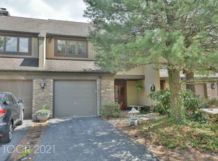 23 Whitman Ln, Mahwah, NJ 07430