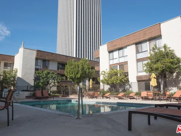 750 S Spaulding Ave APT 236, Los Angeles, CA 90036