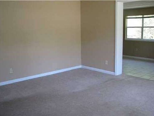 3rd image of 1019 New Mexico Dr
