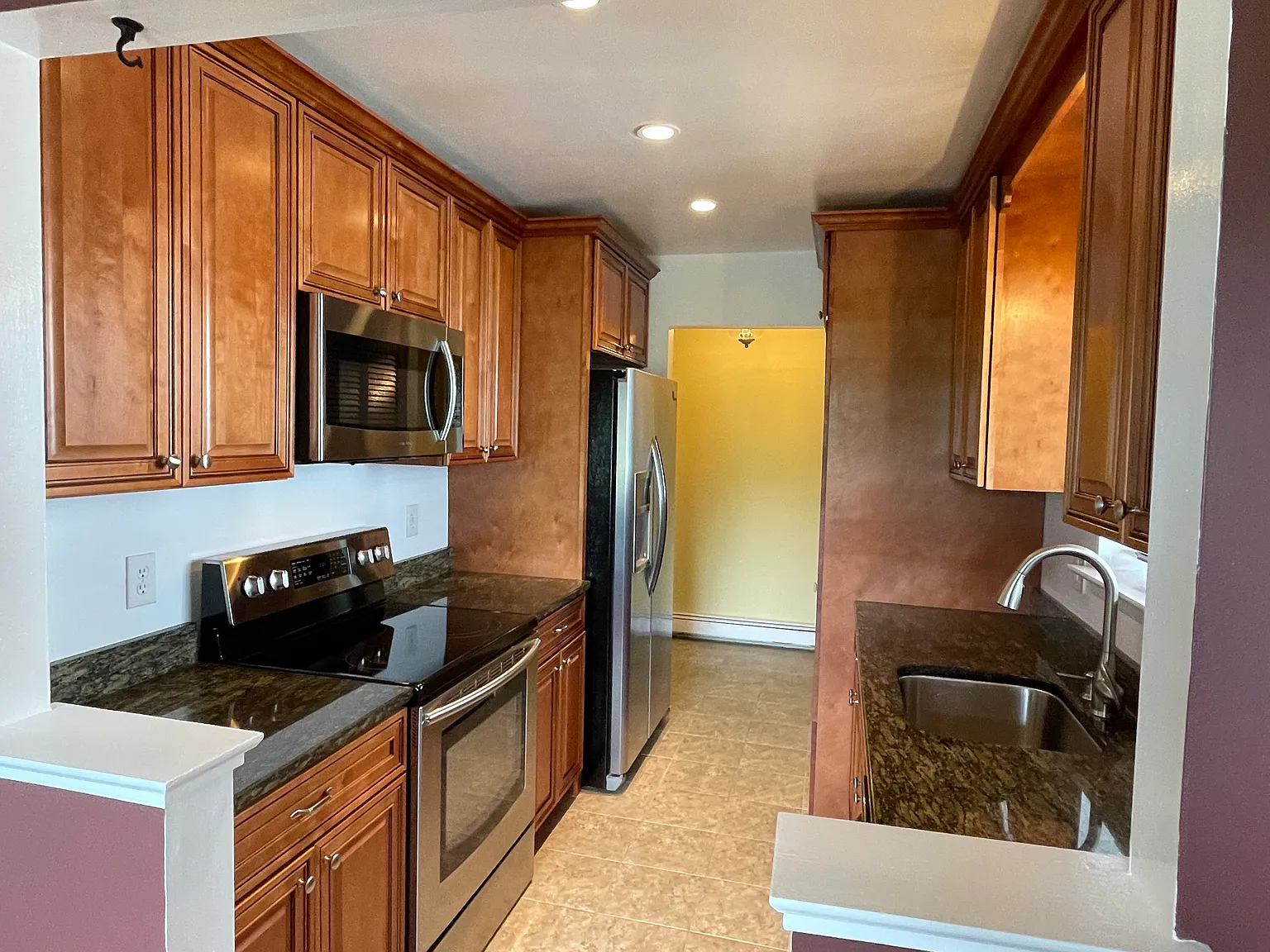 2 bed, 1071 sqft, $2,500 — Photo 1