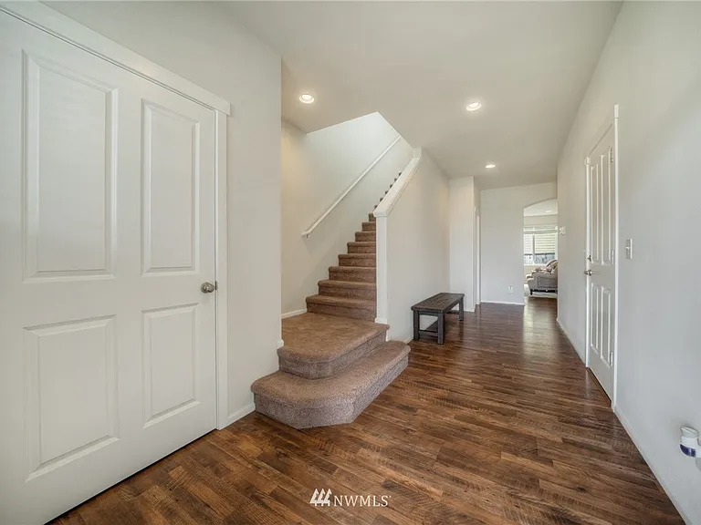 19017 110th Avenue Ct E — Photo 3