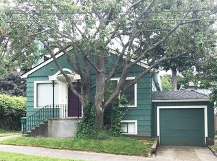 109 N 58th St, Seattle, WA 98103