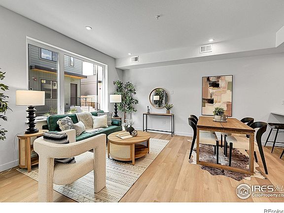 5th image of 771 E County Line Road