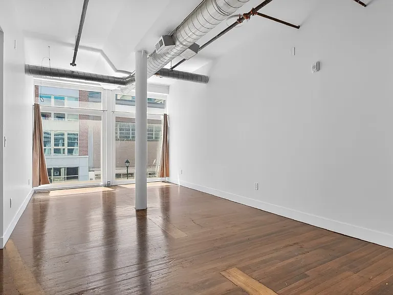 813 Chapel St — Photo 47