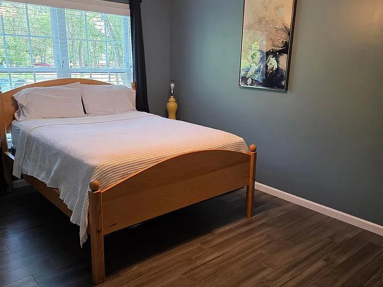 167 Hyde Park Ln — Photo 8