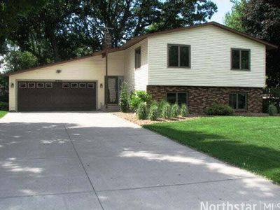 2434 Beam Ave, Saint Paul, MN, 55109