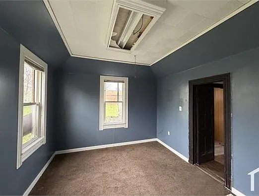 5015 Hamm Ave — Photo 3