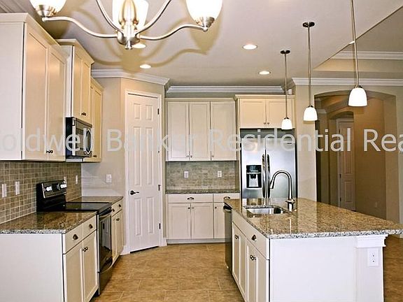 2nd image of 116 Ventosa Pl