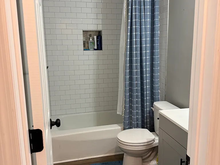 211 Gardenia St — Photo 24