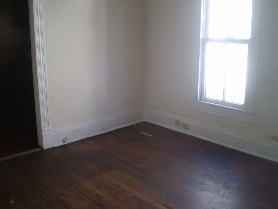 2nd image of 1510 5th Ave N