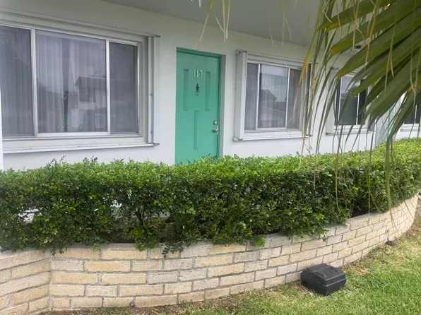 2381 Sunset Avenue #117, Lake Worth Beach, FL 33461