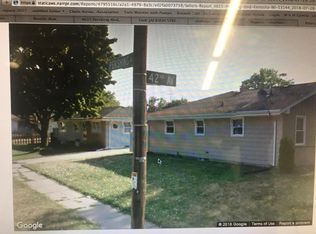 4615 Pershing Blvd, Kenosha, WI 53144