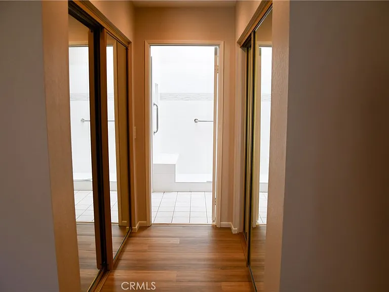 2337 E Skyline Dr — Photo 52