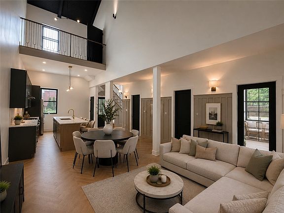 2nd image of 2037 Forbes Ave