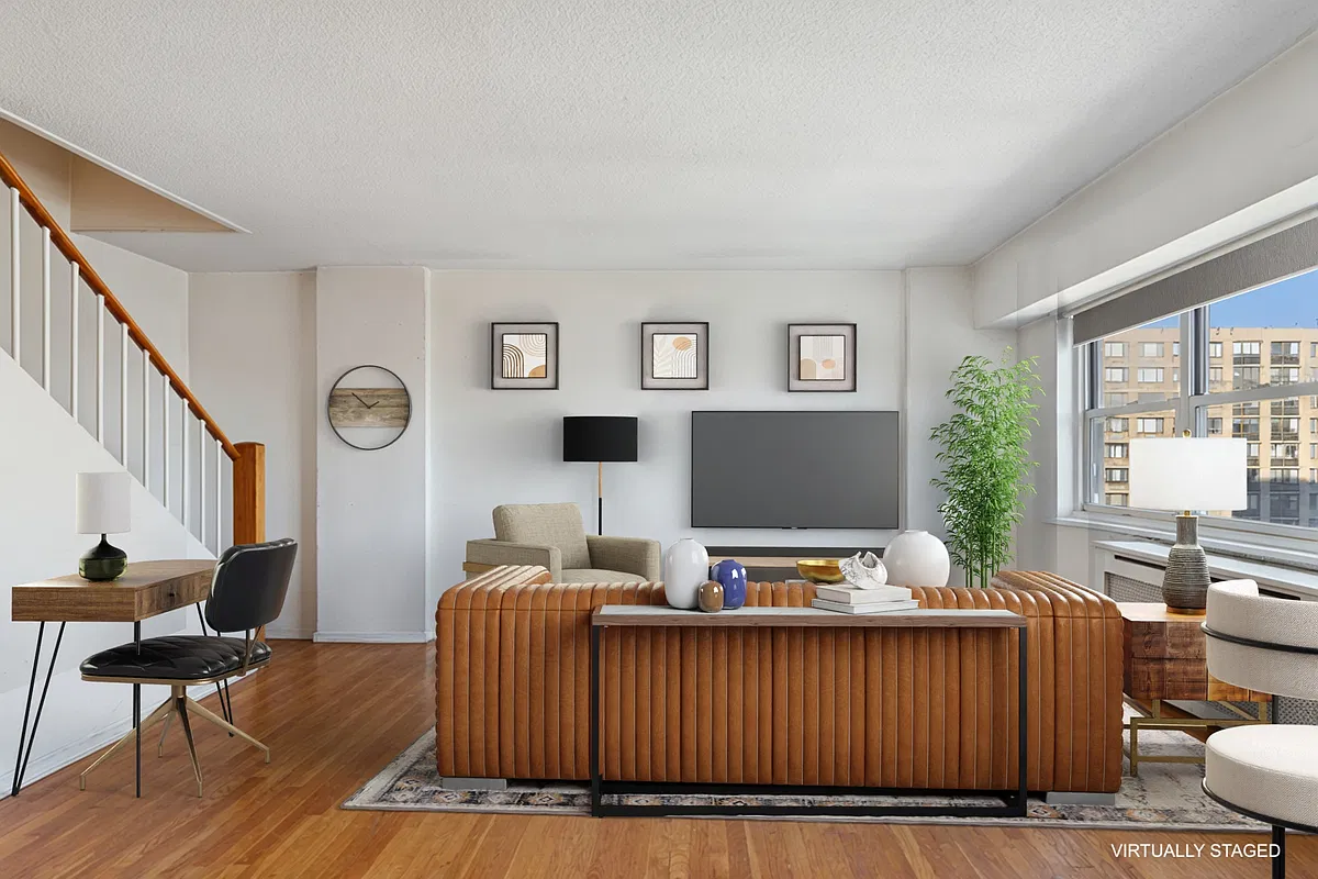 609 Columbus Avenue #18E in Upper West Side, Manhattan | StreetEasy