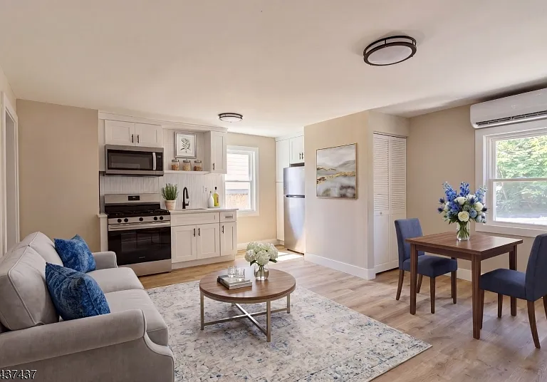 196 Spring St #3 — Photo 1