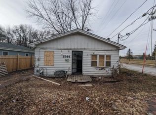 1544 Stewart St, Des Moines, IA 50316