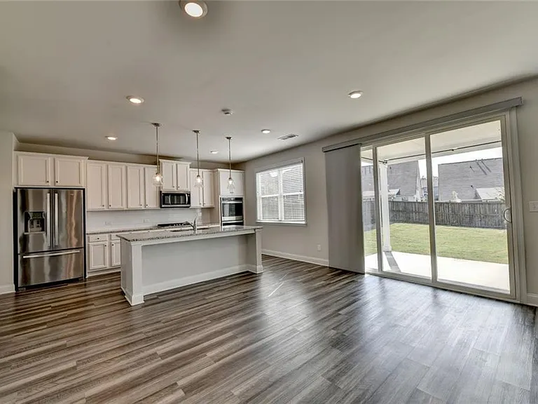 3335 Fall Branch Ln — Photo 11
