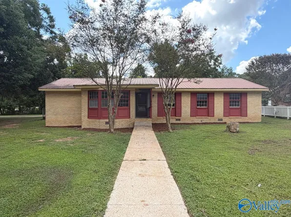 401 S Edgemont Cir NW, Huntsville, AL 35811