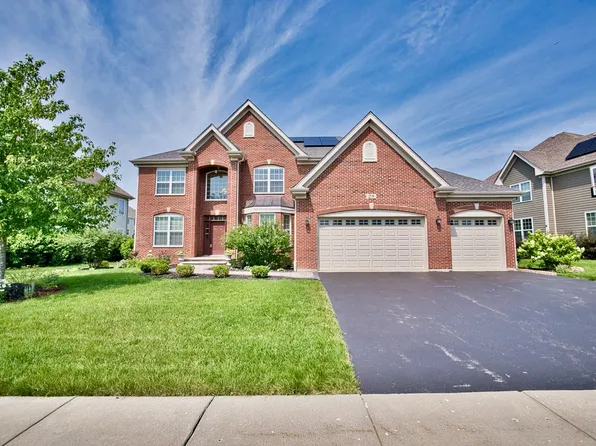 29 N Empress Dr, Hawthorn Woods, IL 60047