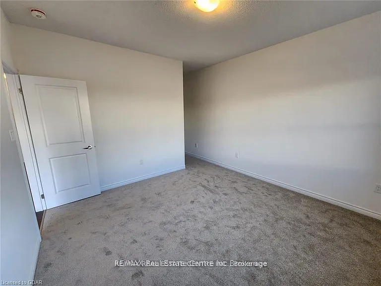 174 Adley Dr — Photo 4