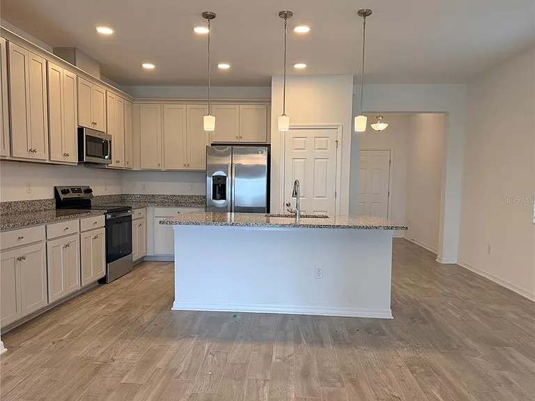 2952 Marine Grass Dr — Photo 29