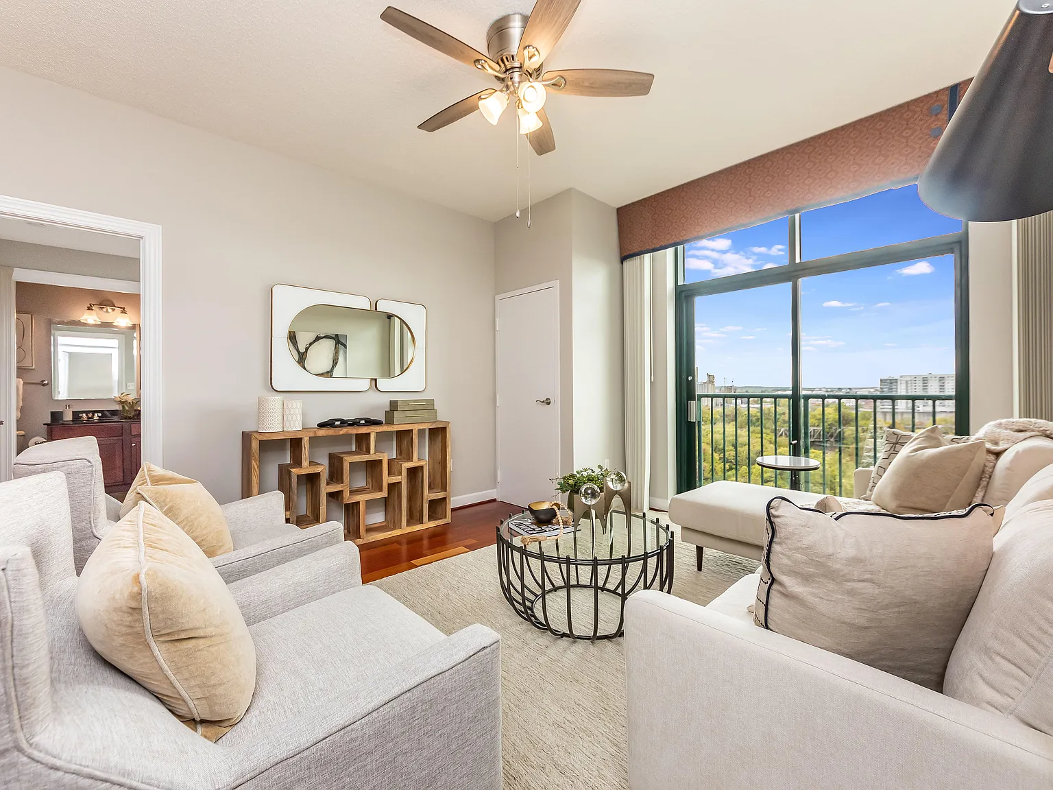 1101 Haxall Point U904, Richmond, VA 23219 — Photo 1