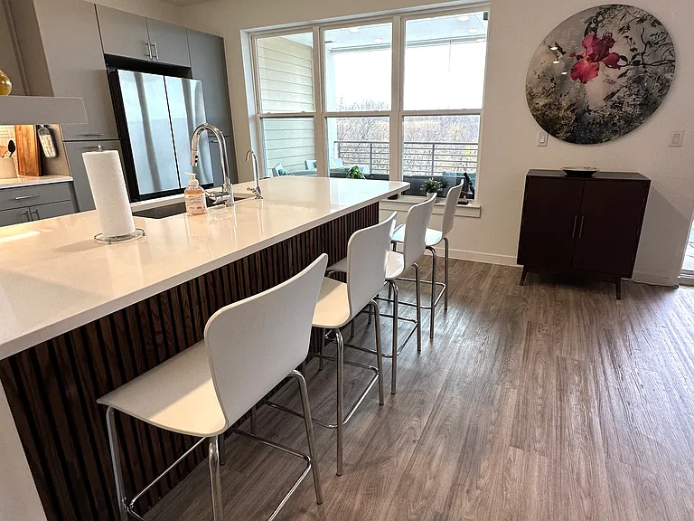 Breakfast bar