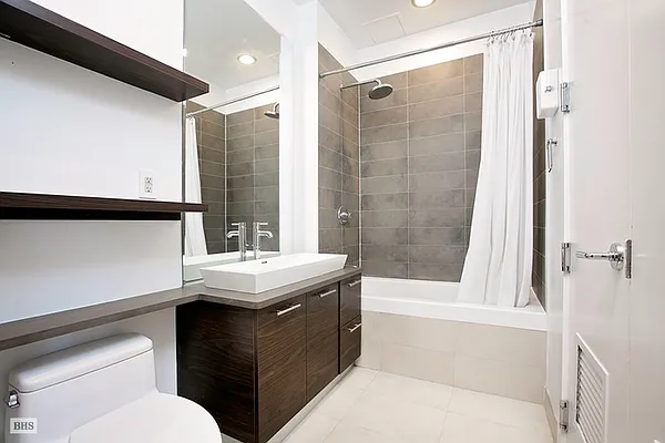 Rented by Brown Harris Stevens | media 6