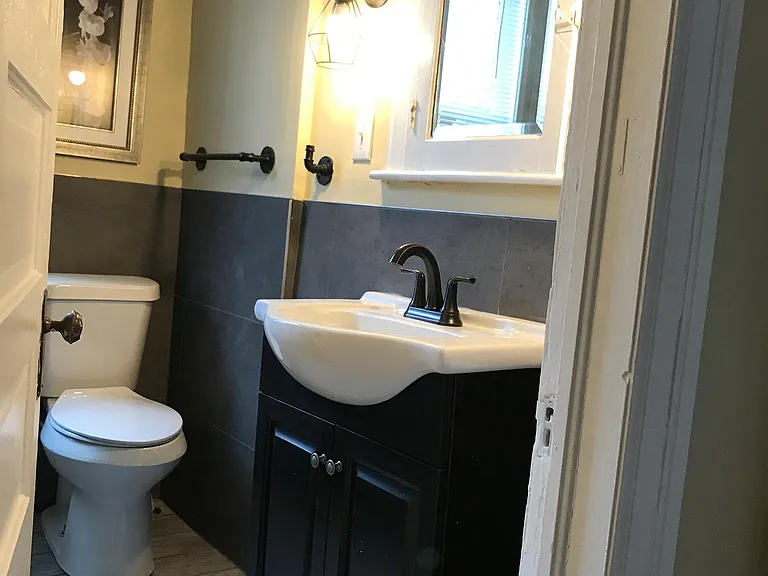 842 Pingree Ave — Photo 9