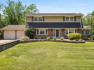 3 Mace Cir, Newburgh, NY 12550