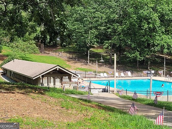 4th image of 0 Pinecrest Rd