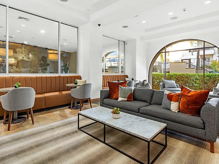 Resident lounge