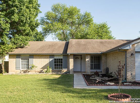 3rd image of 5806 Sun Country St
