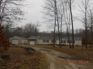 5332 W Ashley Ln, Grant, MI 49327